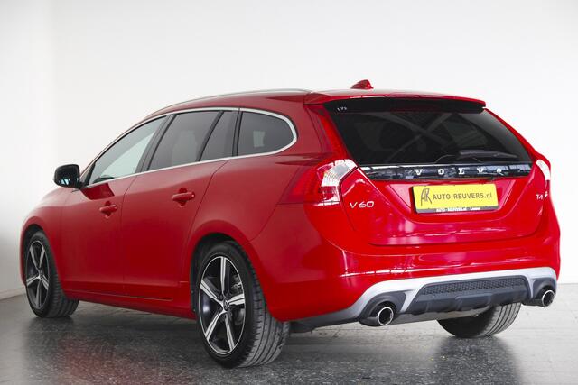 Volvo V60 2.0 T4 R-Design / Opendak / Leder / Trhaak / Cam / Org NL