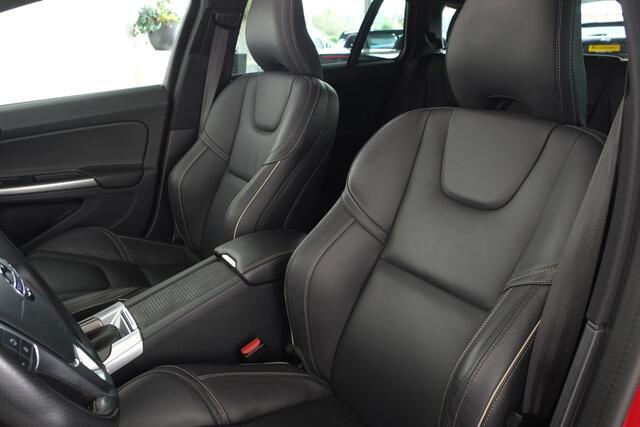 Volvo V60 2.0 T4 R-Design / Opendak / Leder / Trhaak / Cam / Org NL