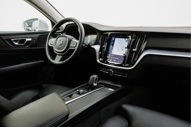 Volvo V60 2.0 B3 Momentum Advantage Trekhaak/ Contourstoelen/ Stuur-stoelverwarming/ Leer/ Carplay/ Pdc/ Full led
