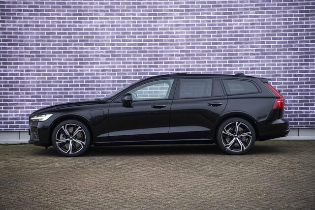 Volvo V60 T8 Plug-in hybrid AWD Plus Performance | Long Range | Google | Adaptieve Cruise Control | Memory | Zitverlening | Harman Kardon Audio | Schuif-/Kanteldak | Polestar Tuning | Sportstoelen | Getint Glas | Elek. Achterklep | 19" LM