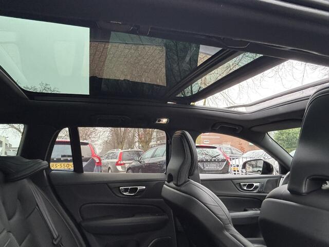 Volvo V60 T8 AWD R-Design HeadUp MASSAGE Pano Keyless Harman Kardon