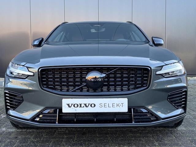 Volvo V60 2.0 T8 Plug-in hybrid AWD Plus Dark / Polestar tuning / Elek. trekhaak / Harman Kardon / Sportstoelen /