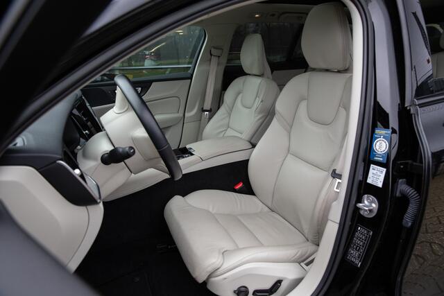 Volvo V60 2.0 T6 Plug-in hybrid AWD Plus Bright , Panoramadak, Adap. cruise, Stoel/stuurverwarming,