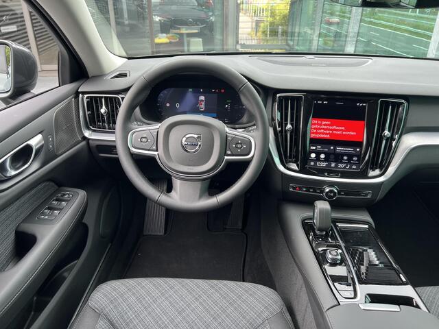 Volvo V60 2.0 T6 Plug-in hybrid AWD Business Edition PHEV, Long range, Automaat, 19 inch R-design dark wielen, Stoelverwarming voor- en achter, Stuurverwarming, Park assist voor- en achter