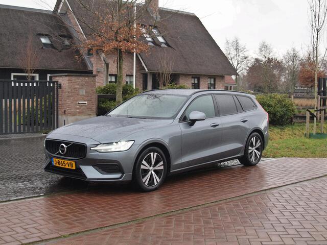 Volvo V60 2.0 B3 Momentum Advantage | Camera | Trekhaak | Apple Carplay | Cruise Control |