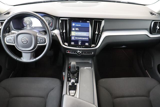 Volvo V60 B3 (M-HYBRID) AUT. MOMENTUM BUSINESS -KEYLESS|CARPLAY|CAMERA|ADAP.CRUISE|17"