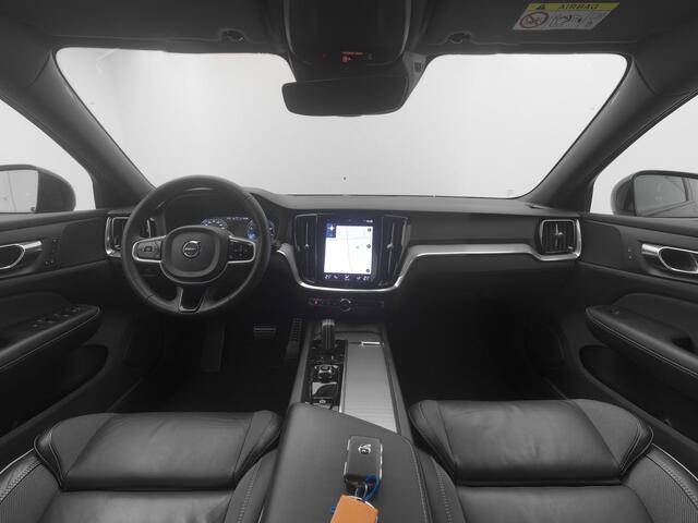 Volvo V60 2.0 B4 R-Design | CAMERA | ADAPTIVE | KEYLESS | STOELVERWARMING