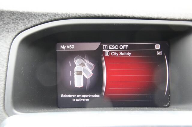 Volvo V60 2.0 T3 Mom.Pro /LEER/Trekhaak