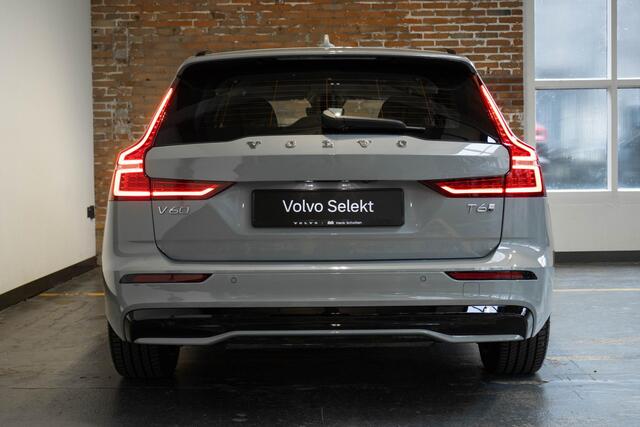 Volvo V60 T6 Plug-in hybrid AWD Plus Bright | Lederen Bekleding | Google Infotainment | Parkeercamera | Parkeersensoren voor + achter | Stoelverwarming | Stuurwielverwarming | Harman Kardon Premium Audio |