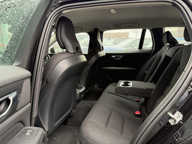 Volvo V60 BWJ 2021 2.0 B4 200 PK Momentum Advantage NIEUW BINNEN !!