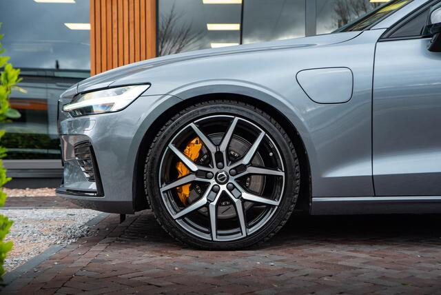 Volvo V60 2.0 T8 AWD Polestar Engineered Panodak HUD Adapt. cruise Stuurverw. Camera