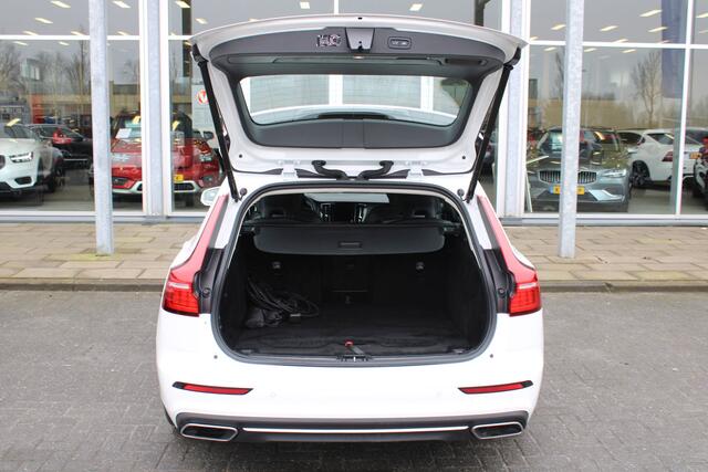 Volvo V60 T8 Recharge AWD Inscription | Trekhaak | Verw. Stoel- & stuurwiel | Apple Carplay/Android Auto | Camera | El. Bestuurdersstoel met geheugen |