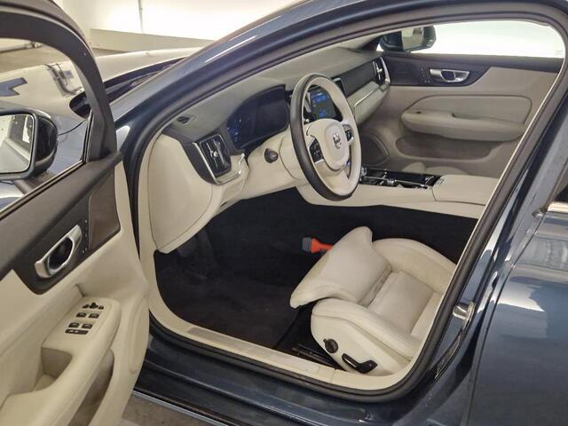 Volvo V60 2.0 T6 Plug-in hybrid AWD Plus Bright | Google auto | Harman/Kardon | Adaptieve cruise | Memory | Stoelventilatie voor | Stoelverwarming V+A | Stuurverwarming | Keyless entry/start |