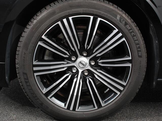 Volvo V60 2.0 T8 390pk Recharge AWD Inscription Expression | Navigatie | Apple Carplay/Android Auto | Elektrische trekhaak| Parkeersensoren | Elektrische achterklep | Adaptive Cruise Control | Virtual Cockpit | Stoel- en stuurverwarming | Ledverlichting | Climate 