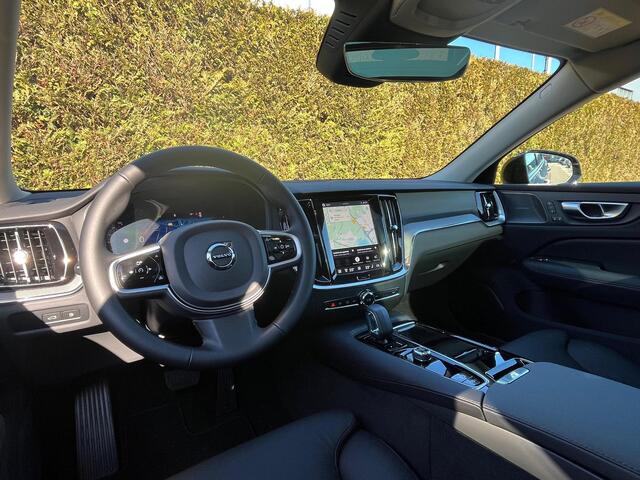 Volvo V60 2.0 T6 Plug-in hybrid AWD Plus Dark | Panoramadak | Harman/Kardon | Stoel/Stuur Verwarming |