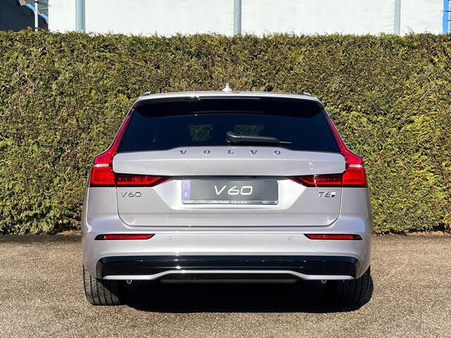 Volvo V60 2.0 T6 Plug-in hybrid AWD Plus Dark | Panoramadak | Harman/Kardon | Stoel/Stuur Verwarming |