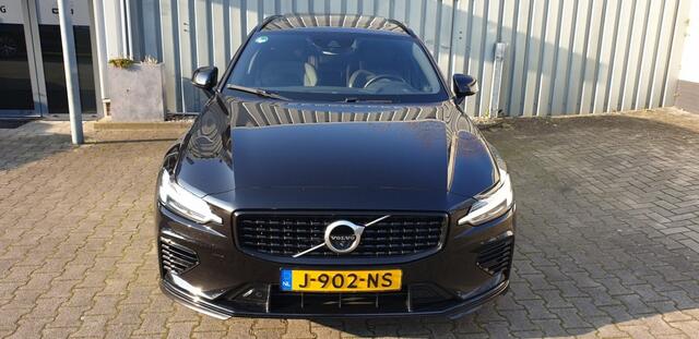 Volvo V60 2.0 T6 RECHARGE AWD R-DESIGN Pano
