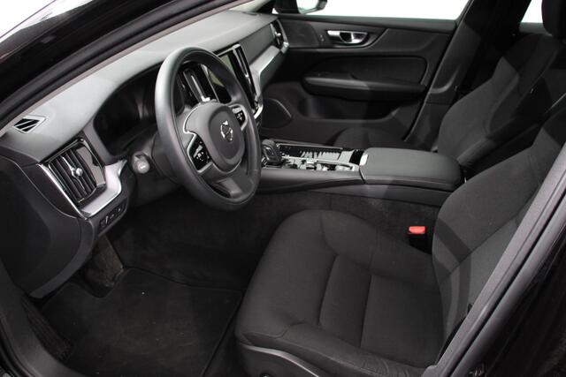 Volvo V60 2.0 T6 Recharge AWD R-Design | Navigatie | Harman Kardon | Camera | Adaptive Cruise Control | 19 Inch Lichtmetalen Velgen |