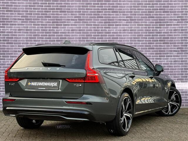 Volvo V60 2.0 T8 Plug-in hybrid AWD Ultra Dark | Uitlaat met kleppen systeem | Bowers & Wilkins | Zwarte hemel | Massage | Stoel ventilatie + Verwarming | Panorama Schuifdak | HUD | Adaptieve Cruise | BLIS | 360° Camera |Polestar optimized