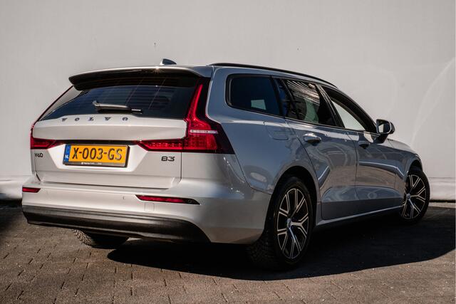 Volvo V60 2.0 B3 Aut. Essential Edition Leer/ Blis/ Camera/ Navigatie/ Pdc/ Carplay/ Full led/ Adapt. cruise