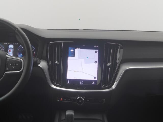 Volvo V60 2.0 B3 Momentum Advantage | CRUISE | CARPLAY