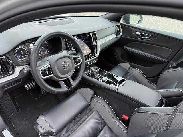 Volvo V60 2.0 T6 Recharge AWD R-Design