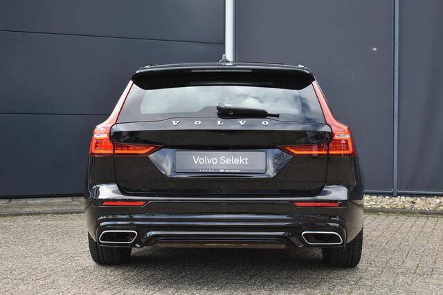 Volvo V60 T6 Recharge AWD R-Design | Panoramisch schuif-/kanteldak | Semi Elektrisch inklapbare Trekhaak | Harman Kardon Premium Sound | Driver Assist Pakket | Elektrisch verstelbare voorstoelen | Nappa Leder met ventilatie | Camera achter | 1e Eigenaar | Dealer On
