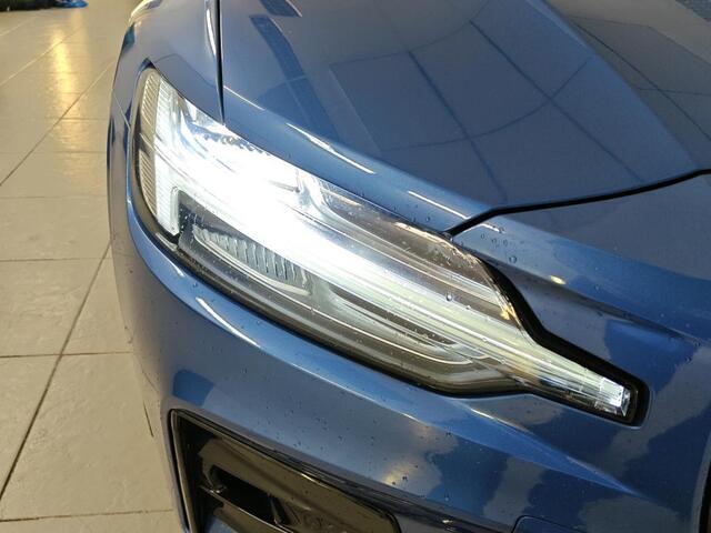 Volvo V60 2.0 B3 R-Design NL-AUTO | R-DESIGN | TREKHAAK