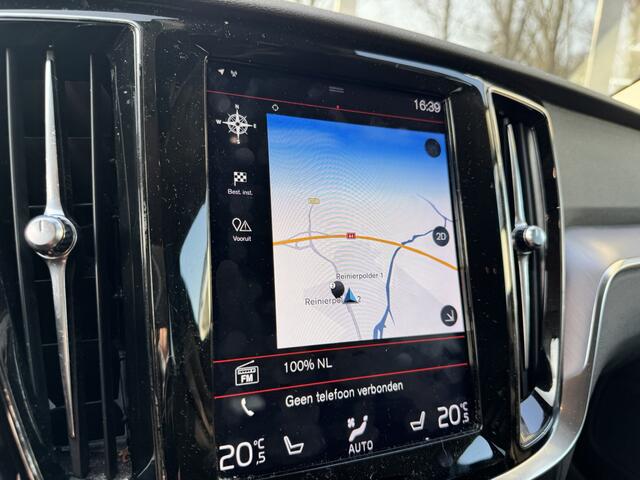 Volvo V60 2.0 D3 Momentum Pro*Navi*Camera*