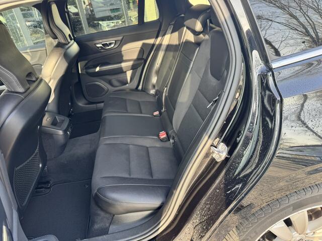 Volvo V60 2.0 D3 Momentum Pro*Navi*Camera*