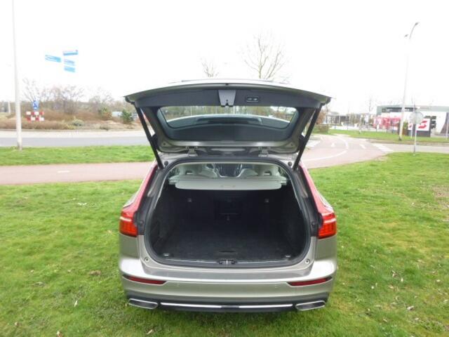 Volvo V60 2.0 D3 INSCRIPTION
