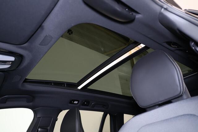 Volvo V60 T8 Recharge AWD Performance Edition - Polestar Engineered - Panorama/schuifdak - Styling kit - IntelliSafe Assist & Surround - Harman/Kardon audio - Parkeercamera achter - Verwarmde voorstoelen, stuur & achterbank - Parkeersensoren voor & achter - Elektr.