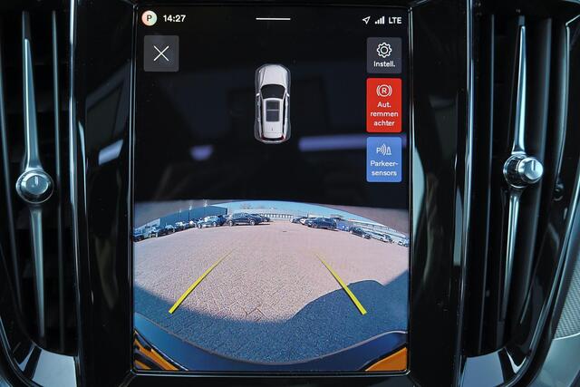 Volvo V60 T8 Recharge AWD Performance Edition - Polestar Engineered - Panorama/schuifdak - Styling kit - IntelliSafe Assist & Surround - Harman/Kardon audio - Parkeercamera achter - Verwarmde voorstoelen, stuur & achterbank - Parkeersensoren voor & achter - Elektr.