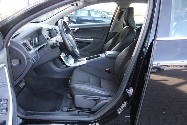 Volvo V60 T3 Automaat Polar+ | Stoelverwarming | Navigatie | Bluetooth | Climate control | Cruise control |