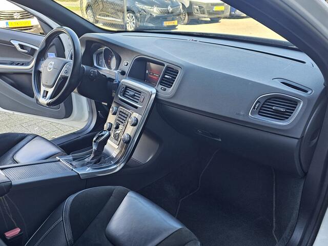 Volvo V60 2.0 T4 Business Sport | 190 PK | R-design | Automaat