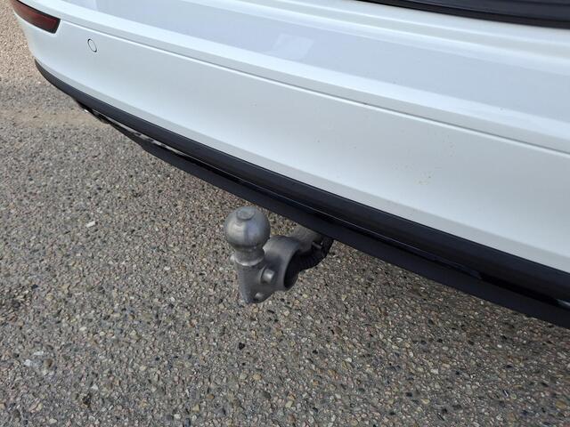 Volvo V60 2.0 B3 Momentum Advantage