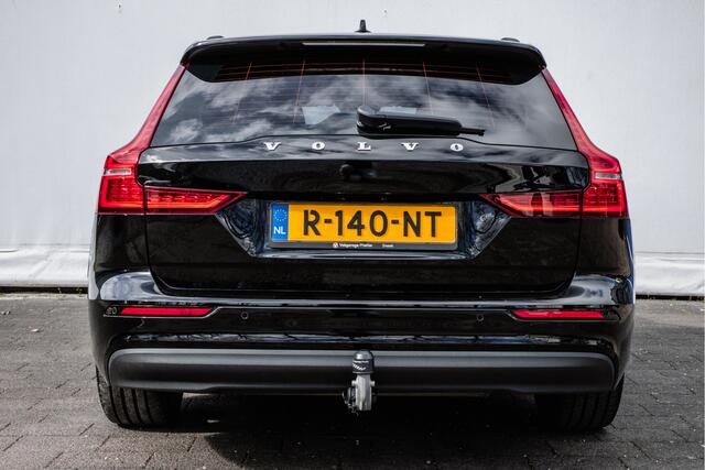 Volvo V60 2.0 B3 Essential Trekhaak/ Stuur+stoelverwarming/ Carplay/ DAB+/ 19" Lmv/ Cruise control