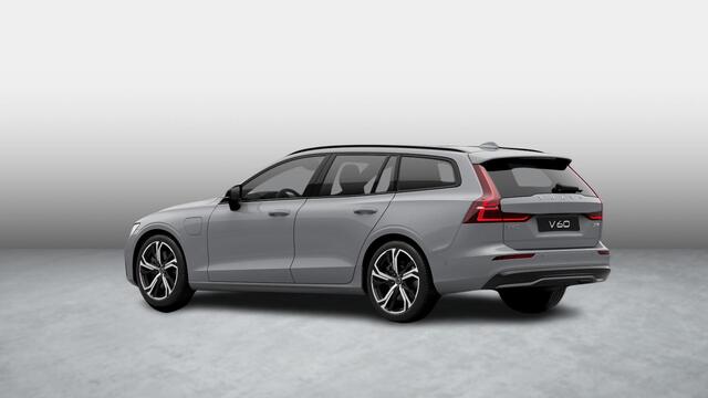 Volvo V60 2.0 T8 Plug-in hybrid AWD Plus Dark
