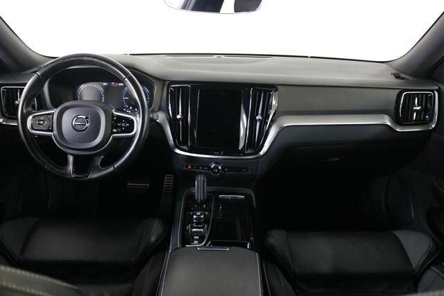 Volvo V60 2.0 T8 Recharge AWD R-Design Climate | Leder | Camera | Carplay | LED | Adaptive Cruise Control.