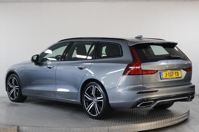 Volvo V60 2.0 T8 Recharge AWD R-Design Climate | Leder | Camera | Carplay | LED | Adaptive Cruise Control.