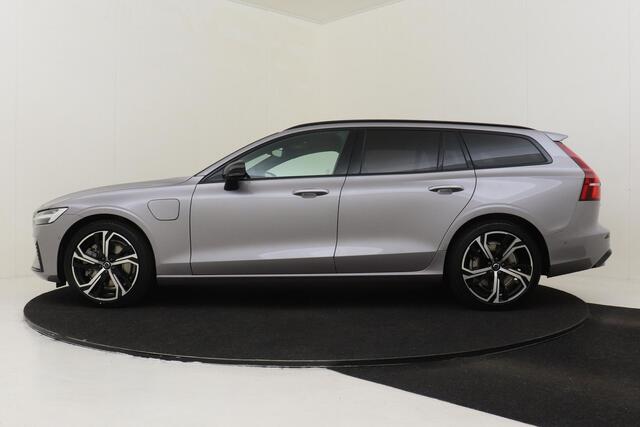 Volvo V60 T8 PLUG-IN HYBRID AWD PLUS DARK -PANO.DAK|HARMAN/KARDON|360°CAM|HEAD-UP DISP.|PRIVACY.GLAS|19"