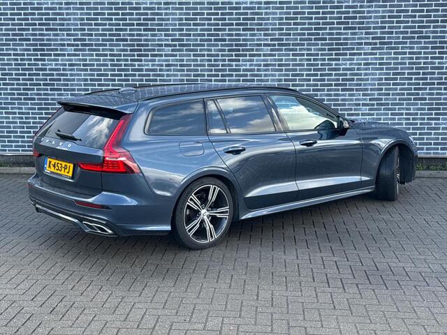 Volvo V60 2.0 B3 R-Design | Trekhaak | Achteruitrijcamera | Stoelverwarming | Exterior Pack | Navigatie | Sportstoelen | Keyless Entry | Elektrische Achterklep | BLIS