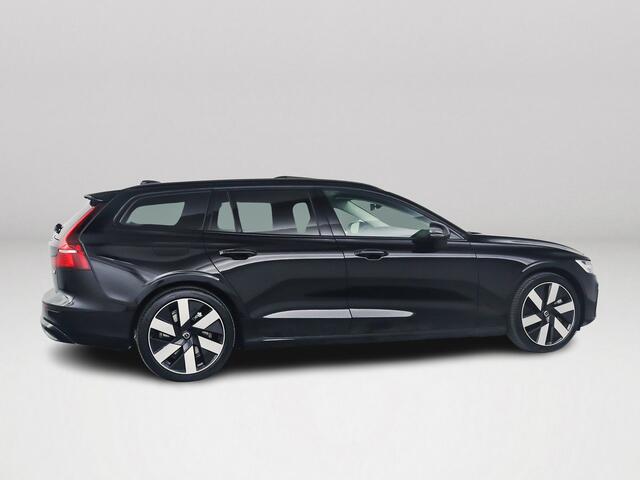 Volvo V60 T8 Plug-in hybrid AWD Ultra Dark | SOH 97% | Panoramadak | Parkeercamera | Head-up Display | Harman Kardon | Stoel- en Stuurverwarming | Trekhaak