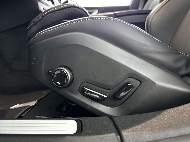 Volvo V60 T8 Plug-in hybrid AWD Ultra Dark Perf Edition | Panoramadak | 360° camera | Harman Kardon | Head-up Display | Polestar Tune | Stoel- en Stuurverwarming