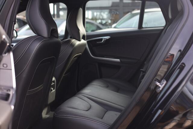 Volvo V60 1.5 T3 POLAR+ AUT | NAVI | LEDER | CAMERA