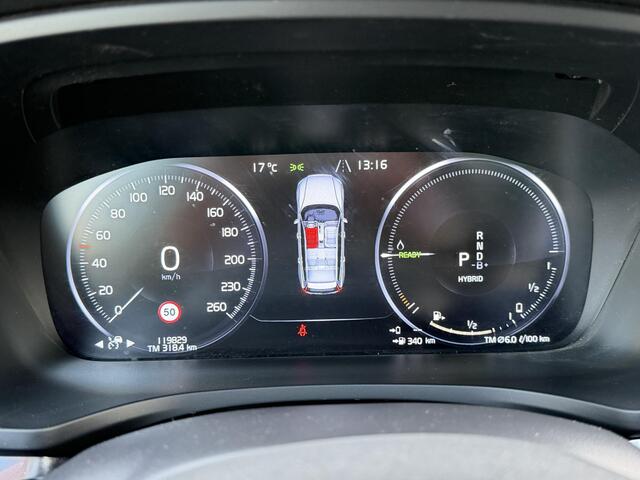 Volvo V60 2.0 T8 Twin Engine AWD Inscription 360 camera/ schuifdak /intellisafe/ head up display/ extra getint glas/ 19 inch/ trekhaak/ harman kardon