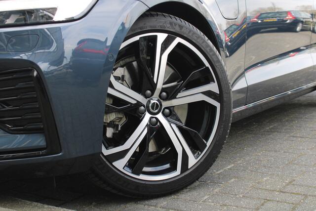Volvo V60 T6 Plug-in Hybrid AWD Plus Dark | 360 Camera | Stoel & Stuurverw. | H&K Audio | BLIS | Adapt. Cruise |