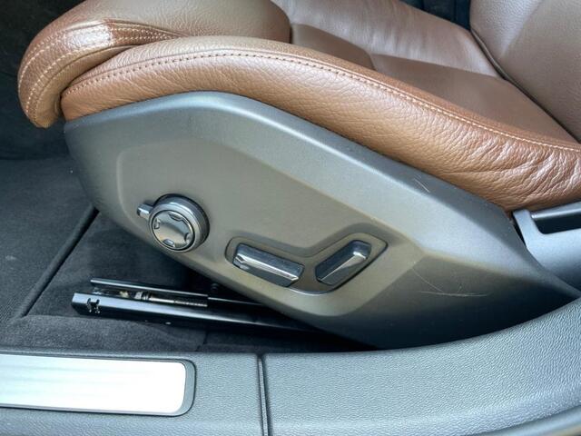 Volvo V60 2.0 B3 Inscription PANODAK LEDER SPORTSTOELEN XENON