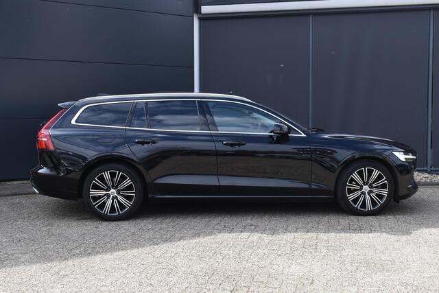 Volvo V60 B3 Inscription | Semi Elektrische Wegklapbare Trekhaak | Elektrische bedienbare voorstoelen | Adaptive Cruise Control | Panoramadak | Parkeerverwarming | BLIS | Parkeersensoren voor + achter | Parkeercamera | Harman Kardon Premium Audio