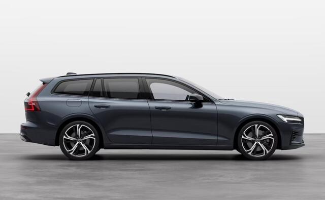 Volvo V60 2.0 T6 Plug-in hybrid AWD Ultra Dark | Panoramadak | Head Up Display | Donker Glas | Sportstoelen | Power Seats | Harman Kardon |